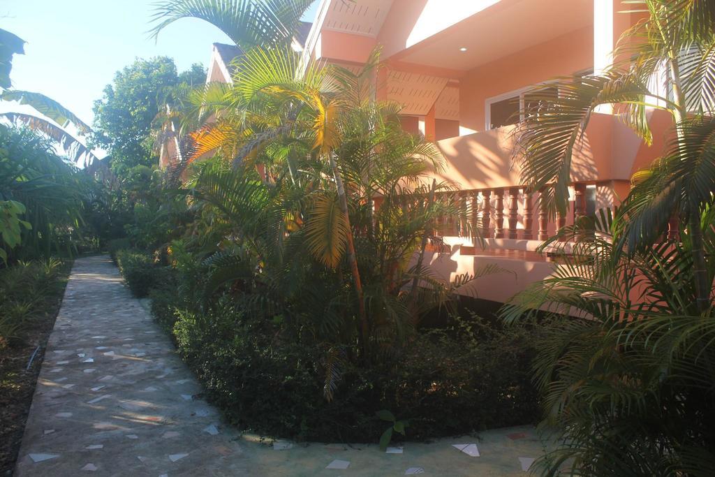Hotel Baan Mek Lom à Khao Lak Extérieur photo