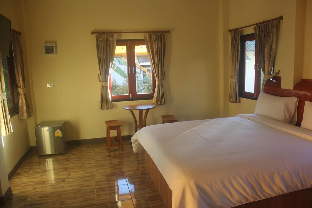 Hotel Baan Mek Lom à Khao Lak Extérieur photo